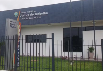 Supermercado é condenado por demitir funcionária que faltou para cuidar da filha em MT