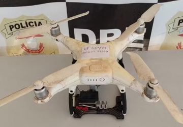 Operação investiga rede de distribuição de drogas em presídios com uso de drones e doação de cesta básica