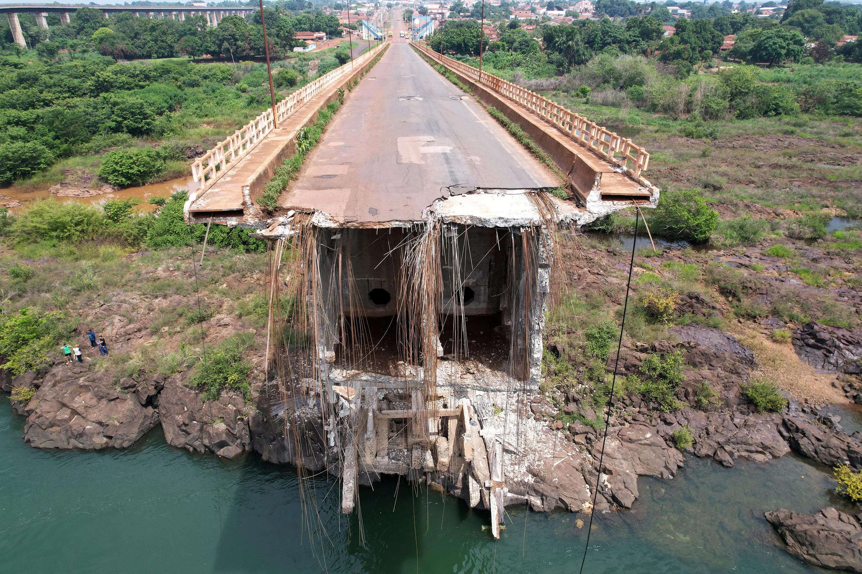 Risco de desabamento suspende buscas na ponte entre o MA e TO