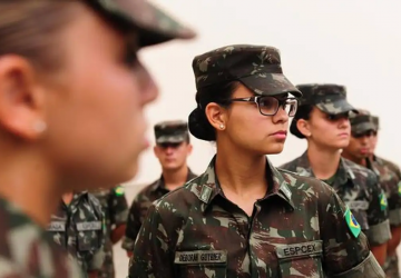 Forças Armadas iniciam alistamento voluntário feminino