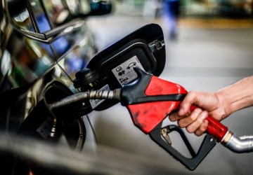 Gasolina subiu 10% e álcool 20%, mostra pesquisa do Procon na Capital