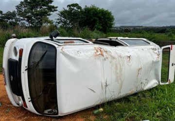 Mulher morre e 5 pessoas ficam feridas após acidente entre dois veículos em Campo Verde