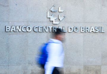 Mercado financeiro projeta inflação de 5% em 2025