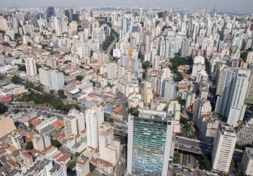 Preço do aluguel residencial sobe 13,5% em 2024, quase o triplo da inflação; veja as cidades mais caras