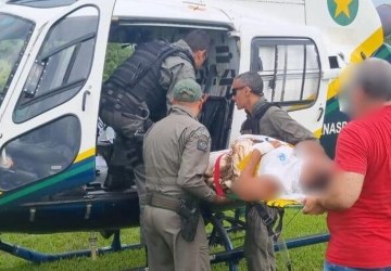 Paciente de município de MT inundado pela chuva é transferida para hospital em helicóptero