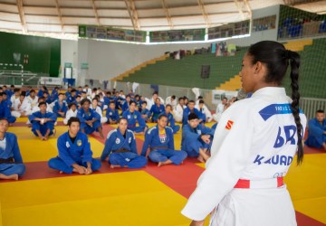 Medalhista olímpica comanda treinos durante shotiugueyko em Campo Verde