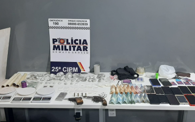 Polícia Militar prende irmãos por tráfico de drogas durante festa em Várzea Grande