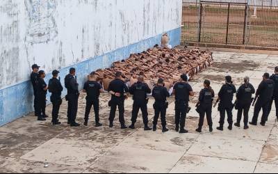 Policiais penais apreendem carregadores e drogas em Operação Revista na Mata Grande