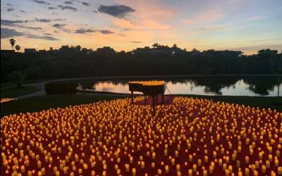 Espetáculo com mais de 2 mil velas de led e piano é realizado em Cuiabá