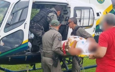 Paciente de município de MT inundado pela chuva é transferida para hospital em helicóptero