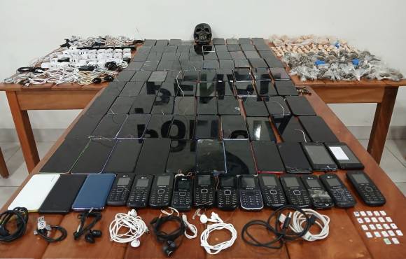 Polícia Penal apreende 101 celulares e entorpecentes na Penitenciária Mata Grande