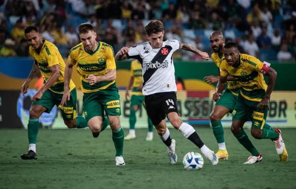 Nota MT leva torcedores para jogo entre Cuiabá e Vasco na Arena Pantanal