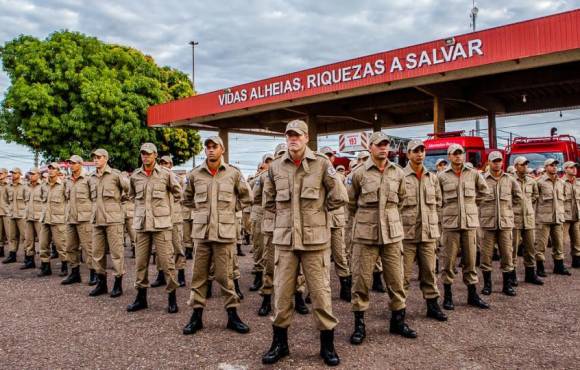 Inscrições do processo seletivo para bombeiros temporários são prorrogadas; salário inicial é de mais de R$ 3,4 mil