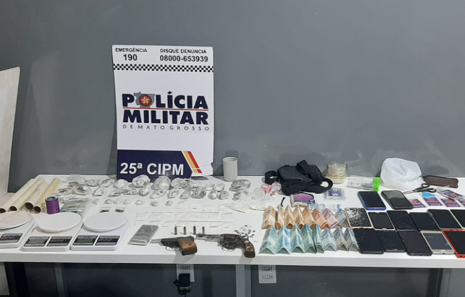 Polícia Militar prende irmãos por tráfico de drogas durante festa em Várzea Grande